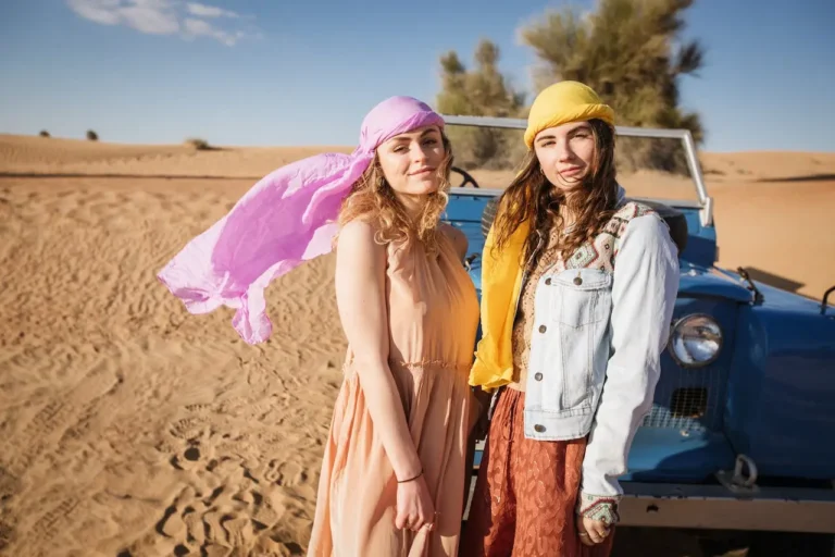 What to Wear in Dubai Desert Safari?